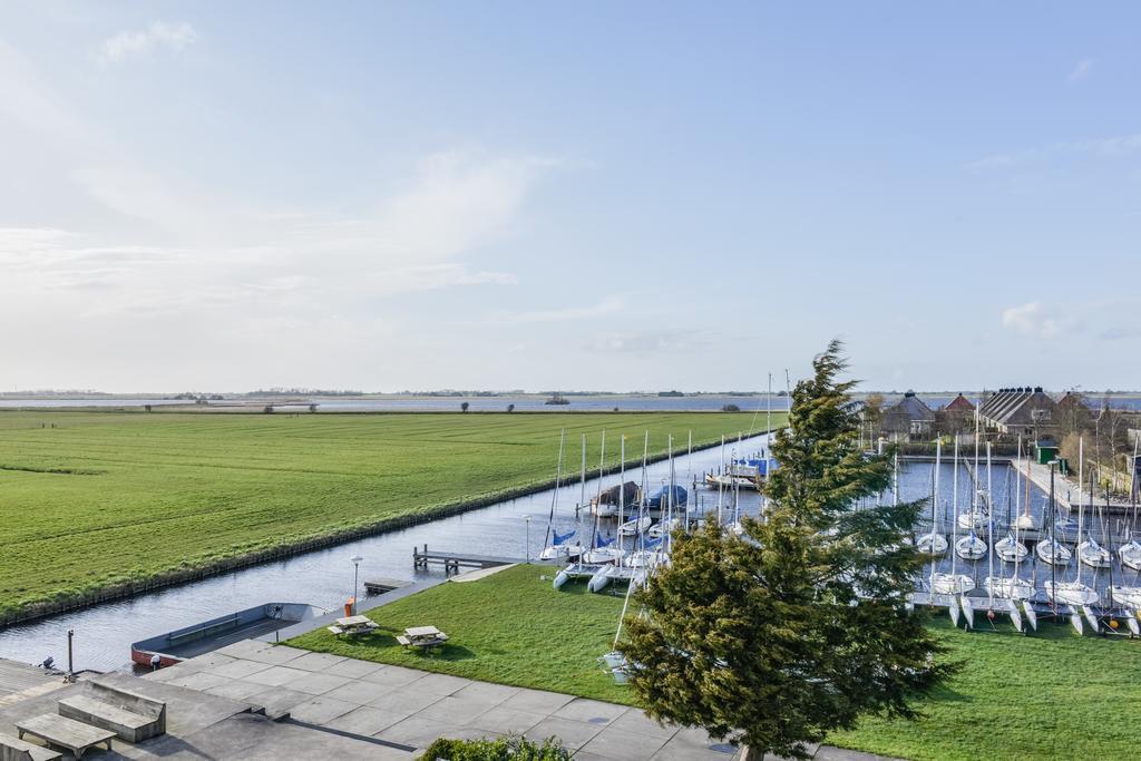 Ferienwohnung Havenzicht Hemelum Exterior foto